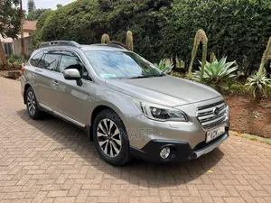 Subaru Outback 2.5i Limited 4dr Wagon AWD (2.5L 4cyl CVT) 2015 Gold