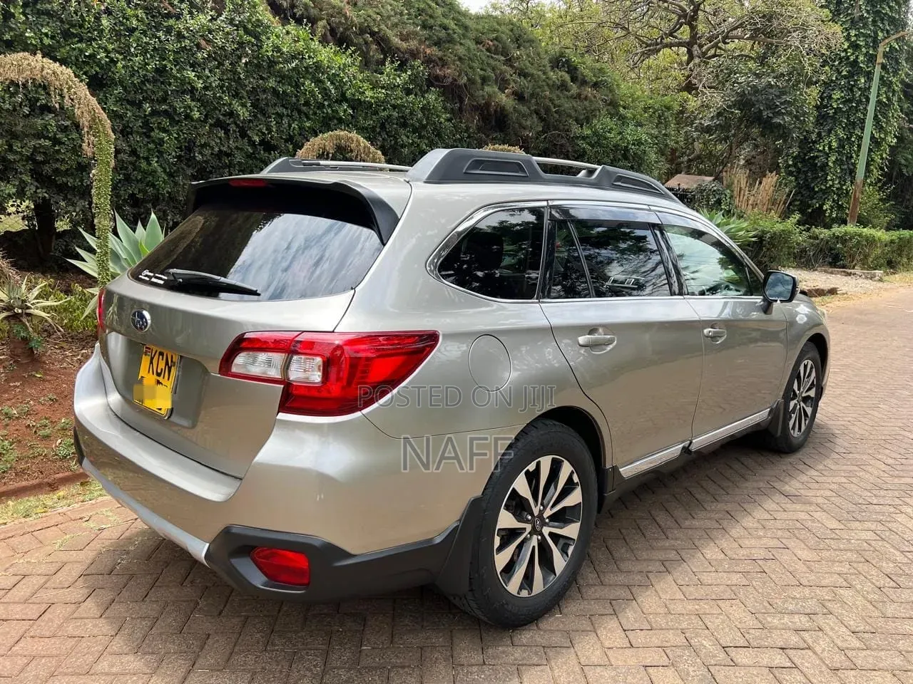 Subaru Outback 2.5i Limited 4dr Wagon AWD (2.5L 4cyl CVT) 2015 Gold