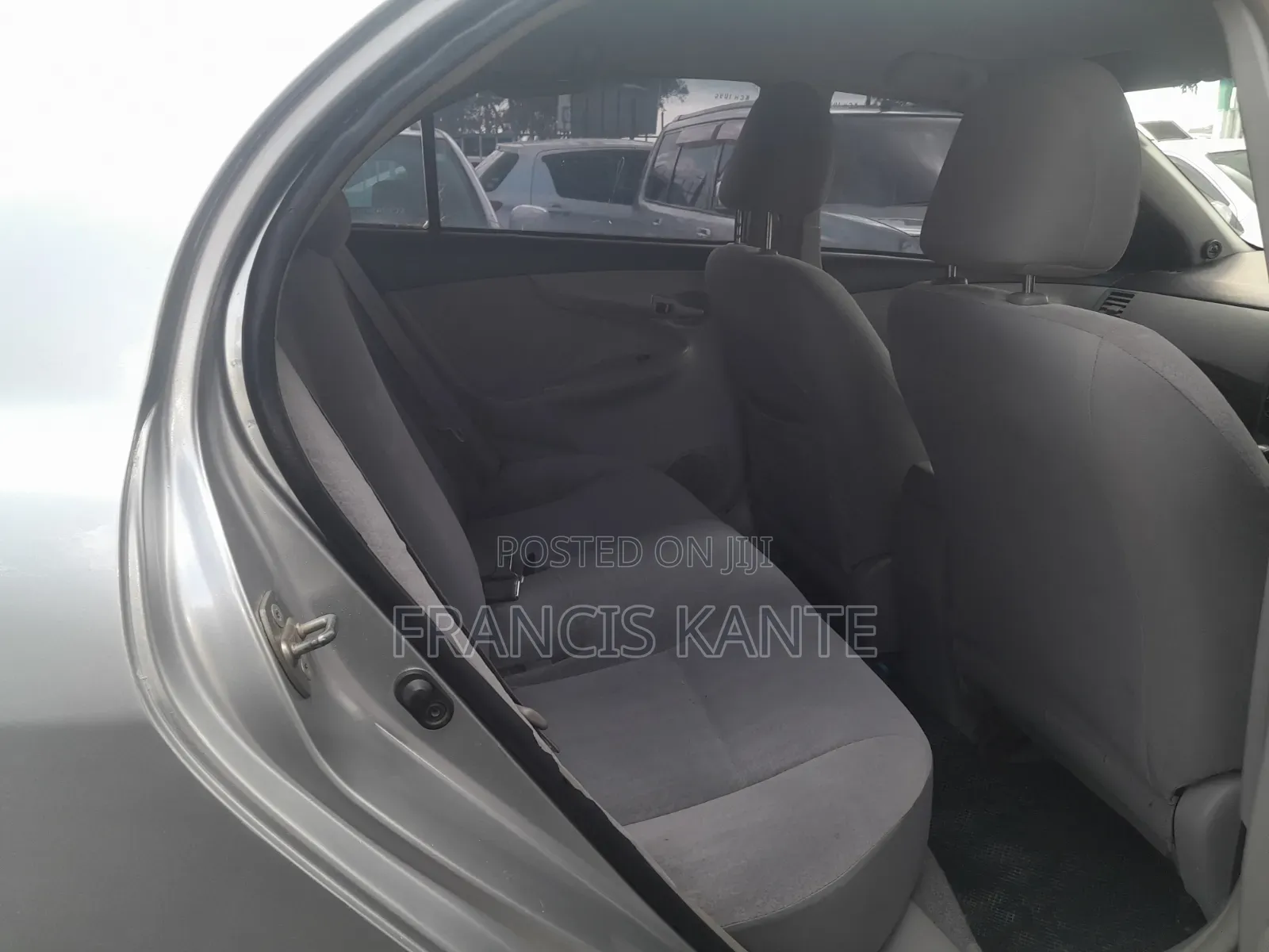 Toyota Axio 2010 Silver