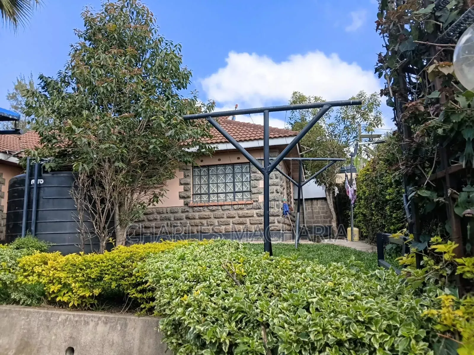 3bdrm Bungalow in Oloolua, Olkeri for sale