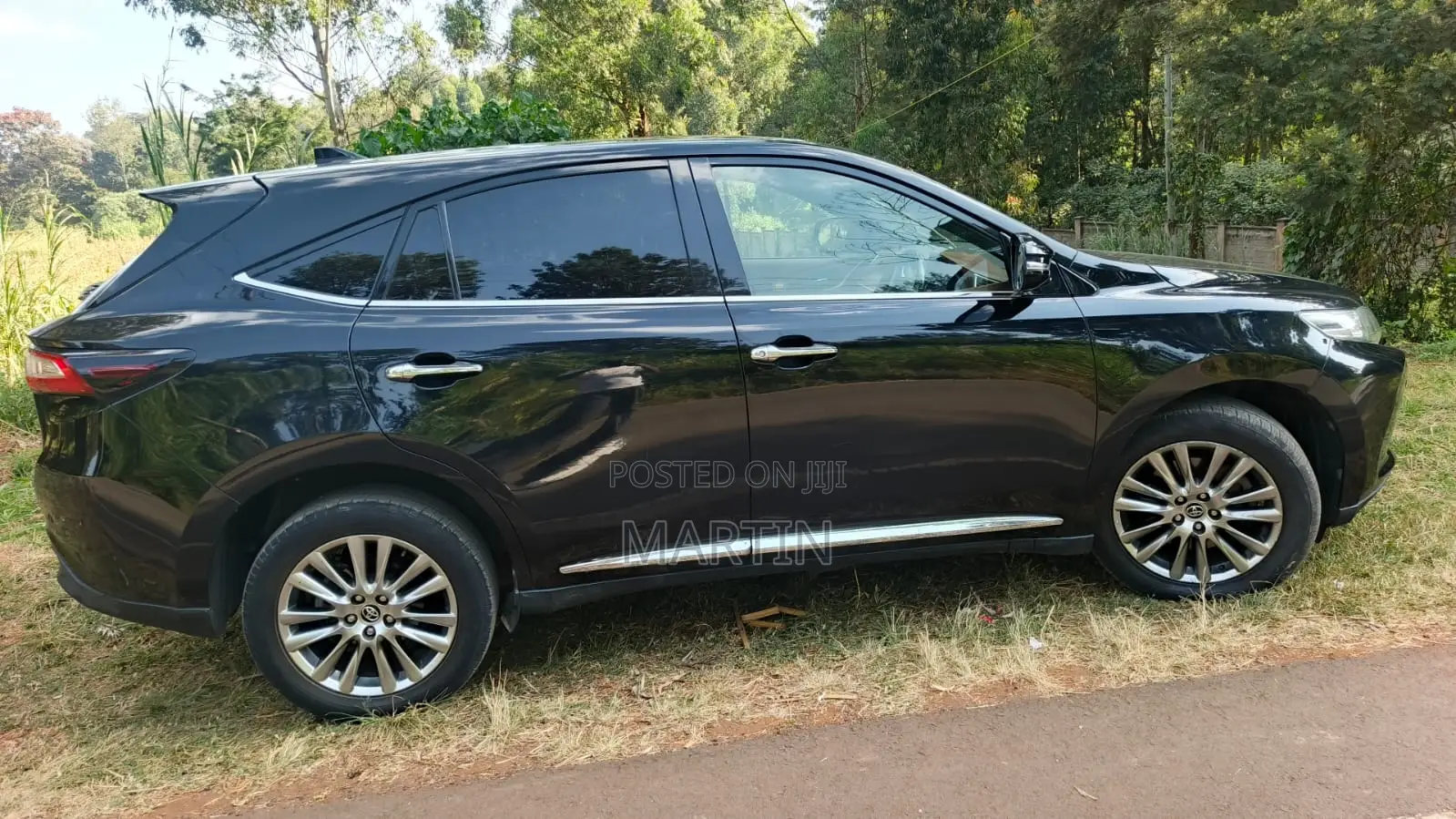 Toyota Harrier 2.0 2018 Black