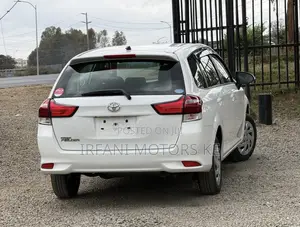 Toyota Corolla Fielder 1.5 Petrol AWD 2019 White