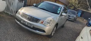 Nissan Bluebird 2012 Silver