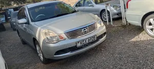 Nissan Bluebird 2012 Silver