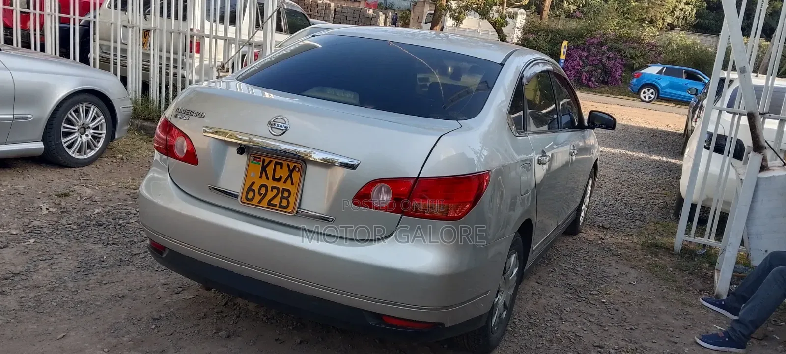 Nissan Bluebird 2012 Silver