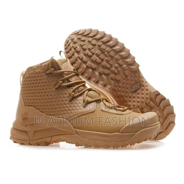 Undearmour Boots