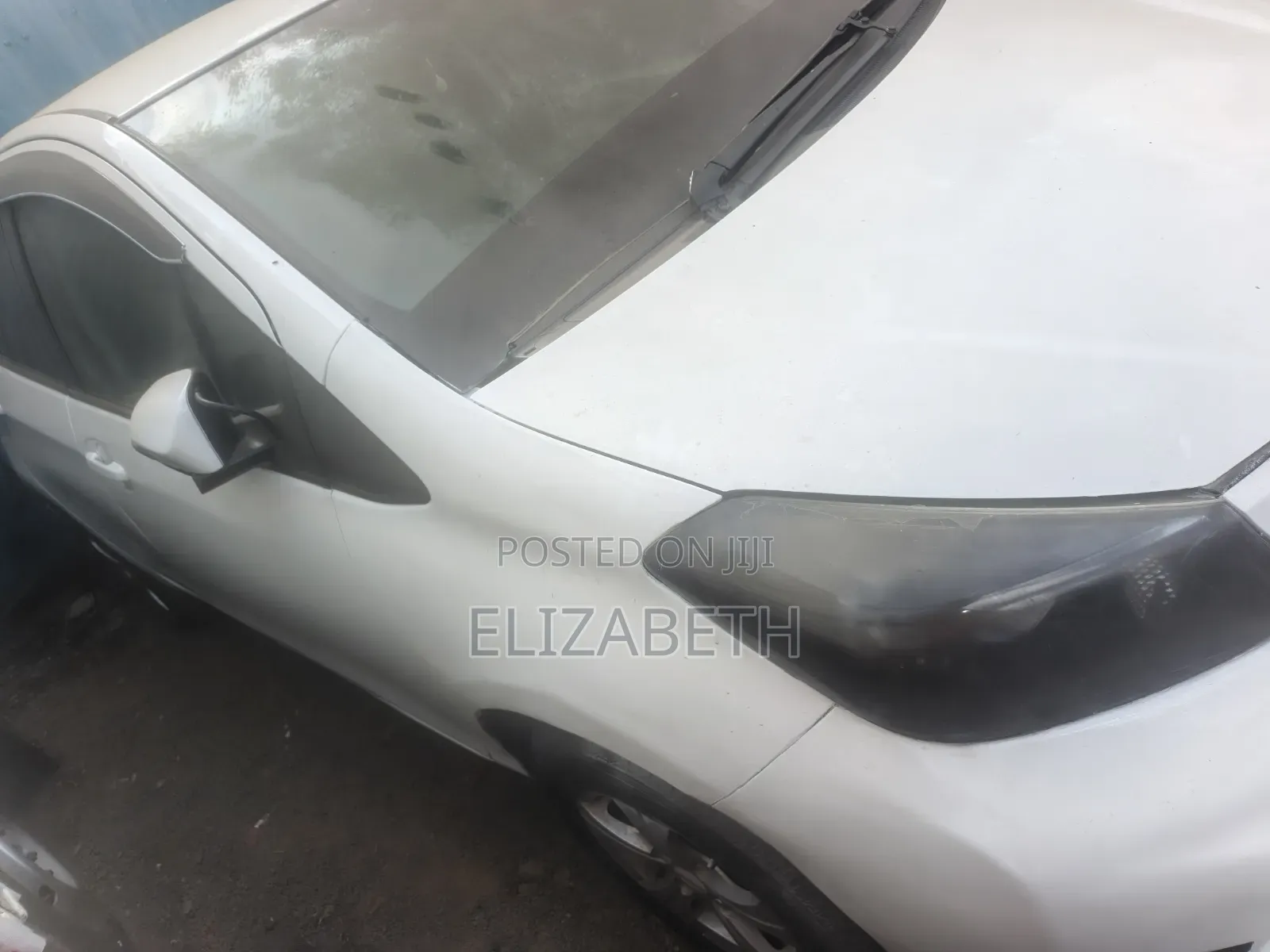 Toyota Vitz 2013 White