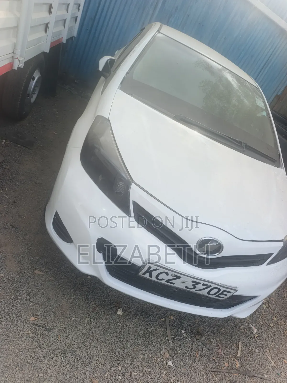 Toyota Vitz 2013 White