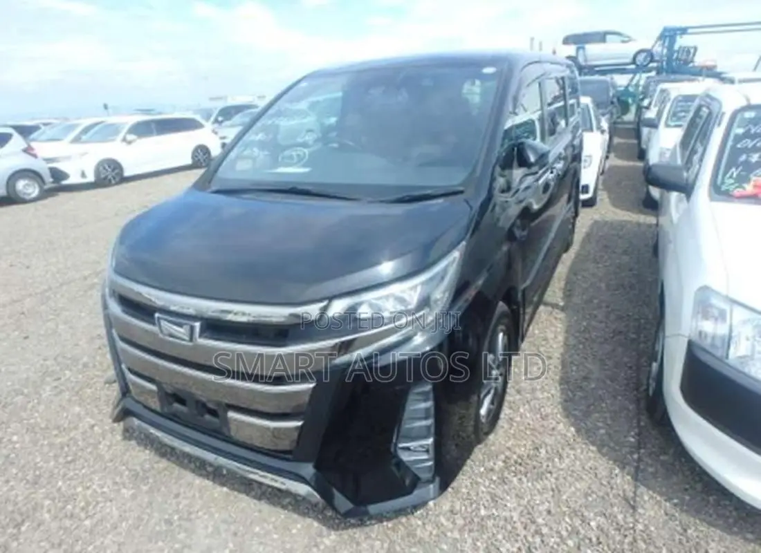 Toyota Noah 2.0 FWD (7 Seater) 2018 Black