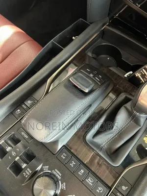 Lexus LX 570 (5 seats) AWD 2019 White