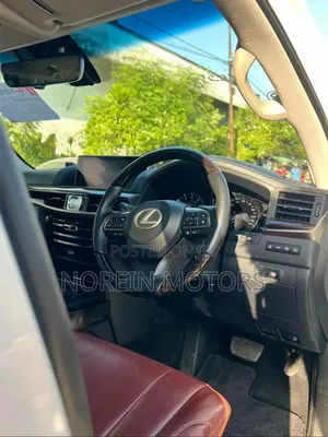 Lexus LX 570 (5 seats) AWD 2019 White
