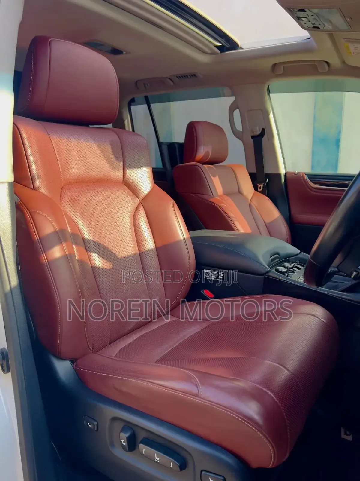Lexus LX 570 (5 seats) AWD 2019 White