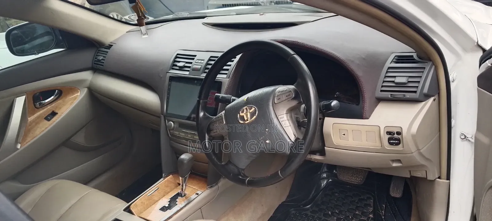 Toyota Camry 2.4 XLi Automatic 2006 White
