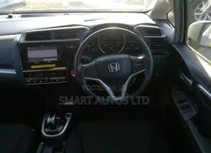 Honda Fit 2018 Pearl