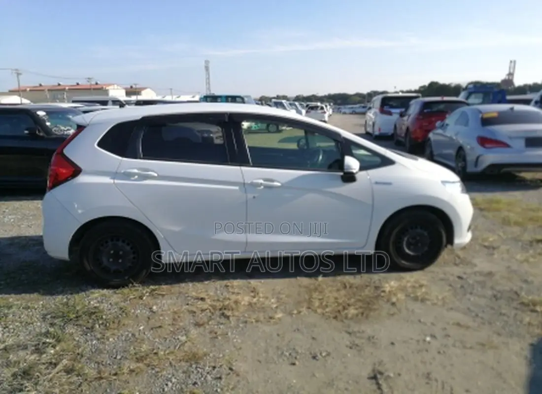 Honda Fit 2018 Pearl