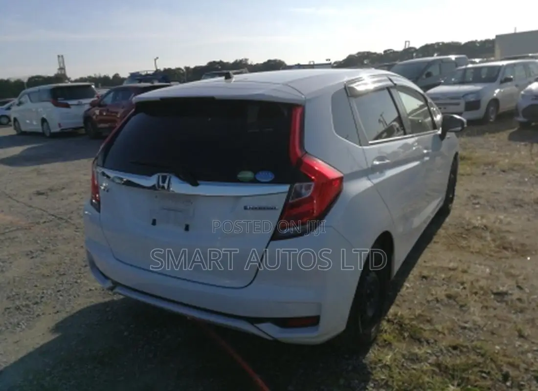 Honda Fit 2018 Pearl