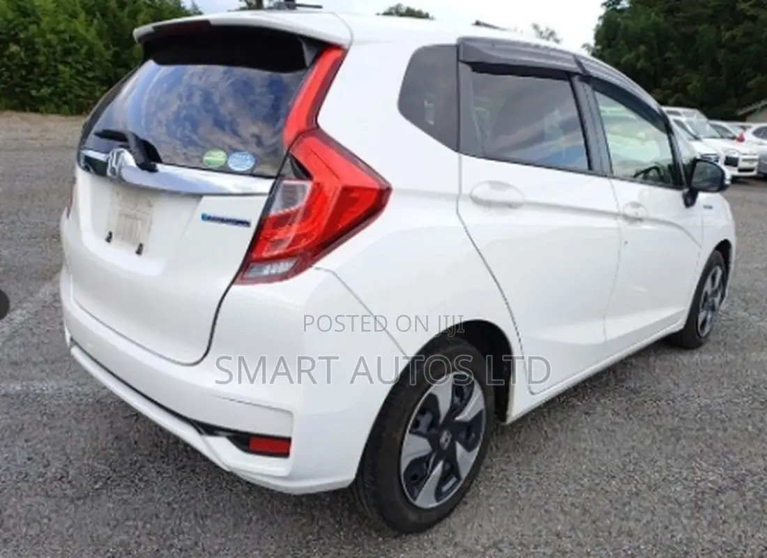 Honda Fit 2018 Pearl