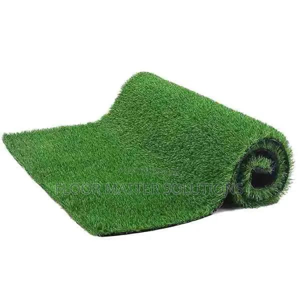 33mm Artificial Grass Carpet - thumbnail 2