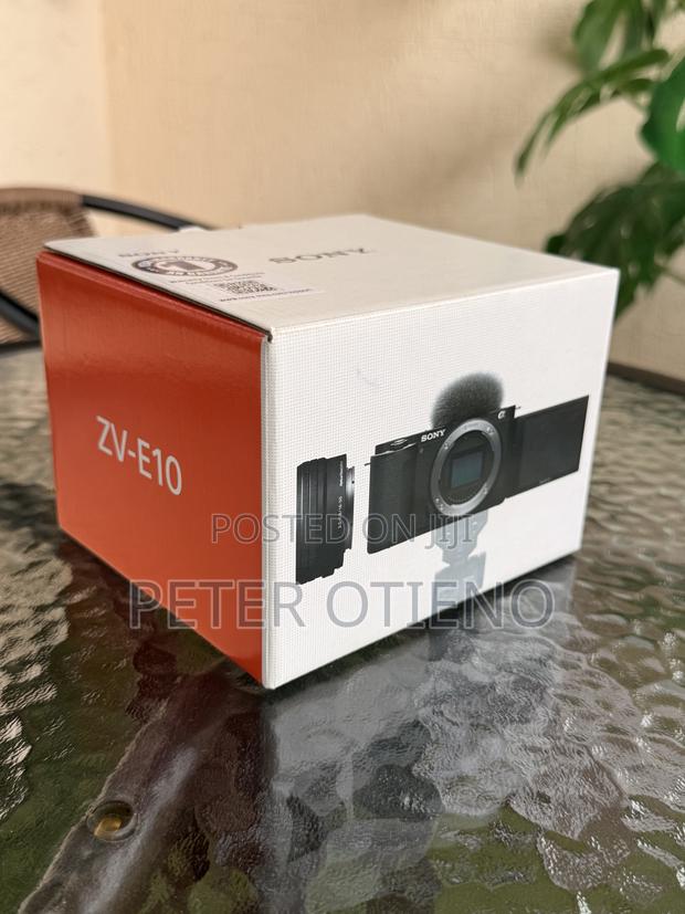 Sony ZV E10 Camera - main view