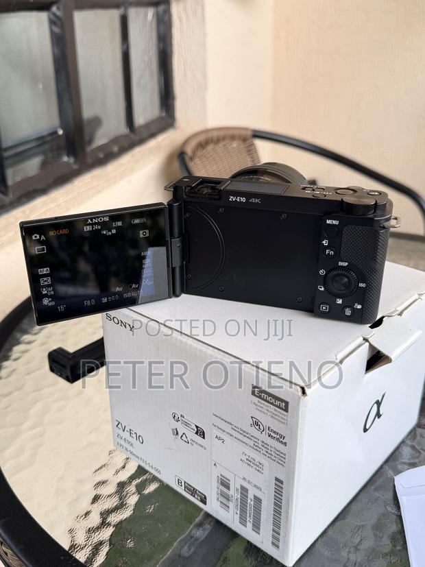Sony ZV E10 Camera - thumbnail 7