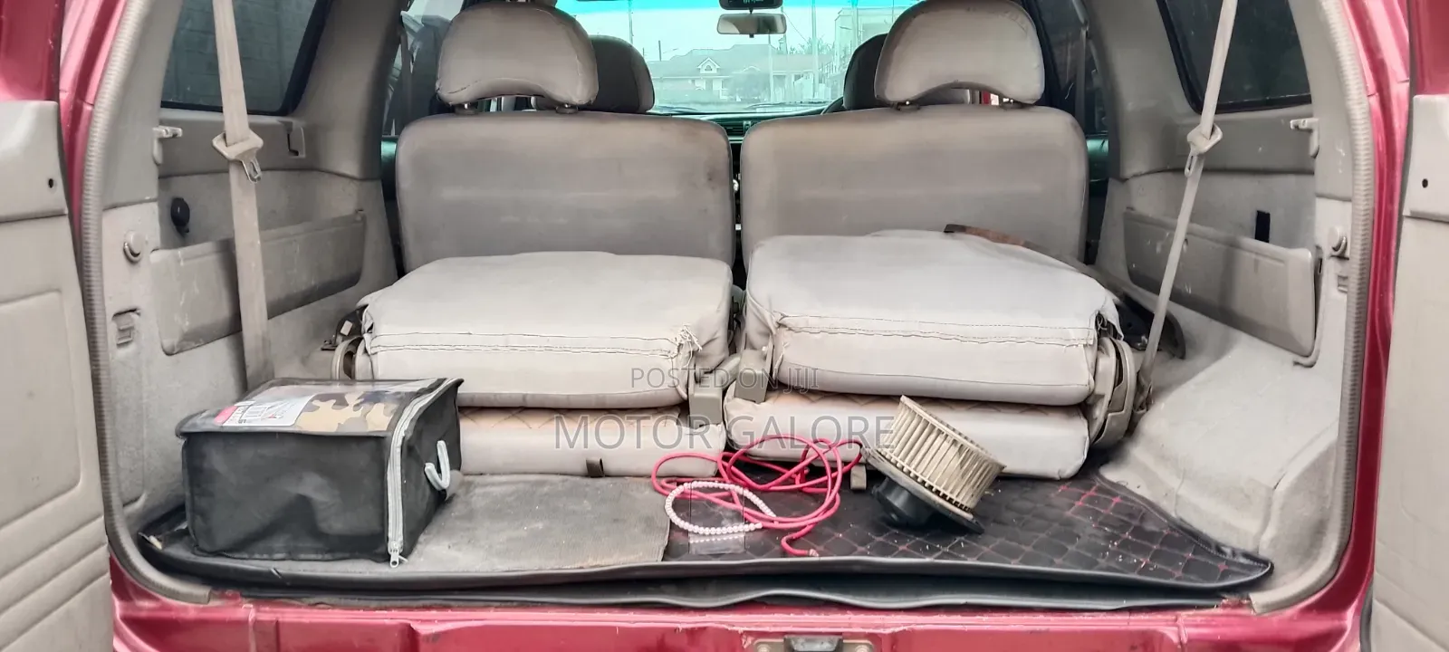 Nissan Patrol 1999 Red