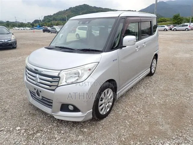 Mitsubishi Delica 2018 Silver