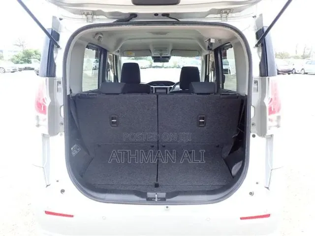 Mitsubishi Delica 2018 Silver