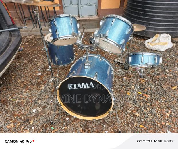 Tama Drum Set