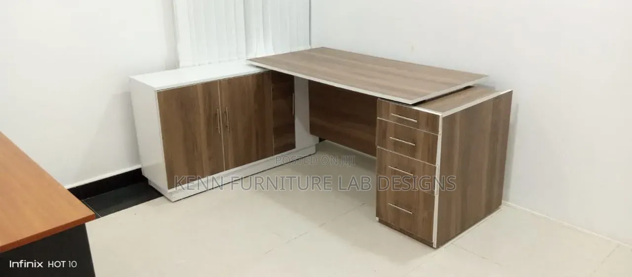 Executive Offices Desks