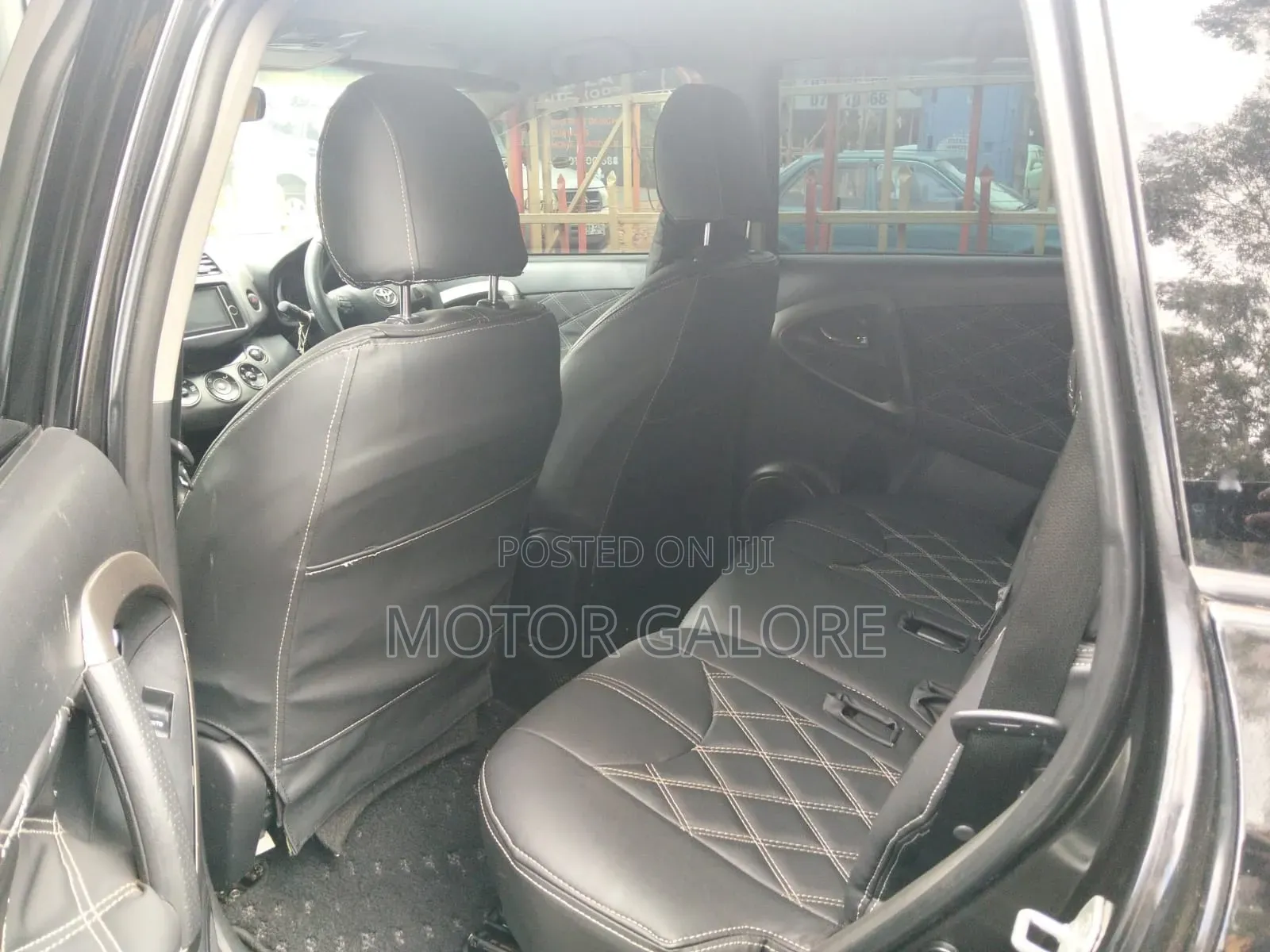 Toyota Vanguard 2012 Black
