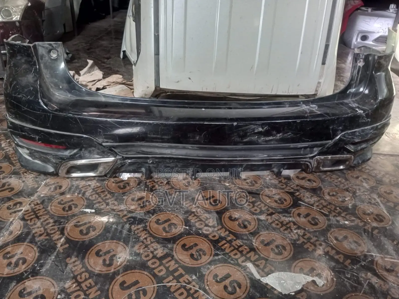 Subaru SJ/SJG Rear Bumper With Kit