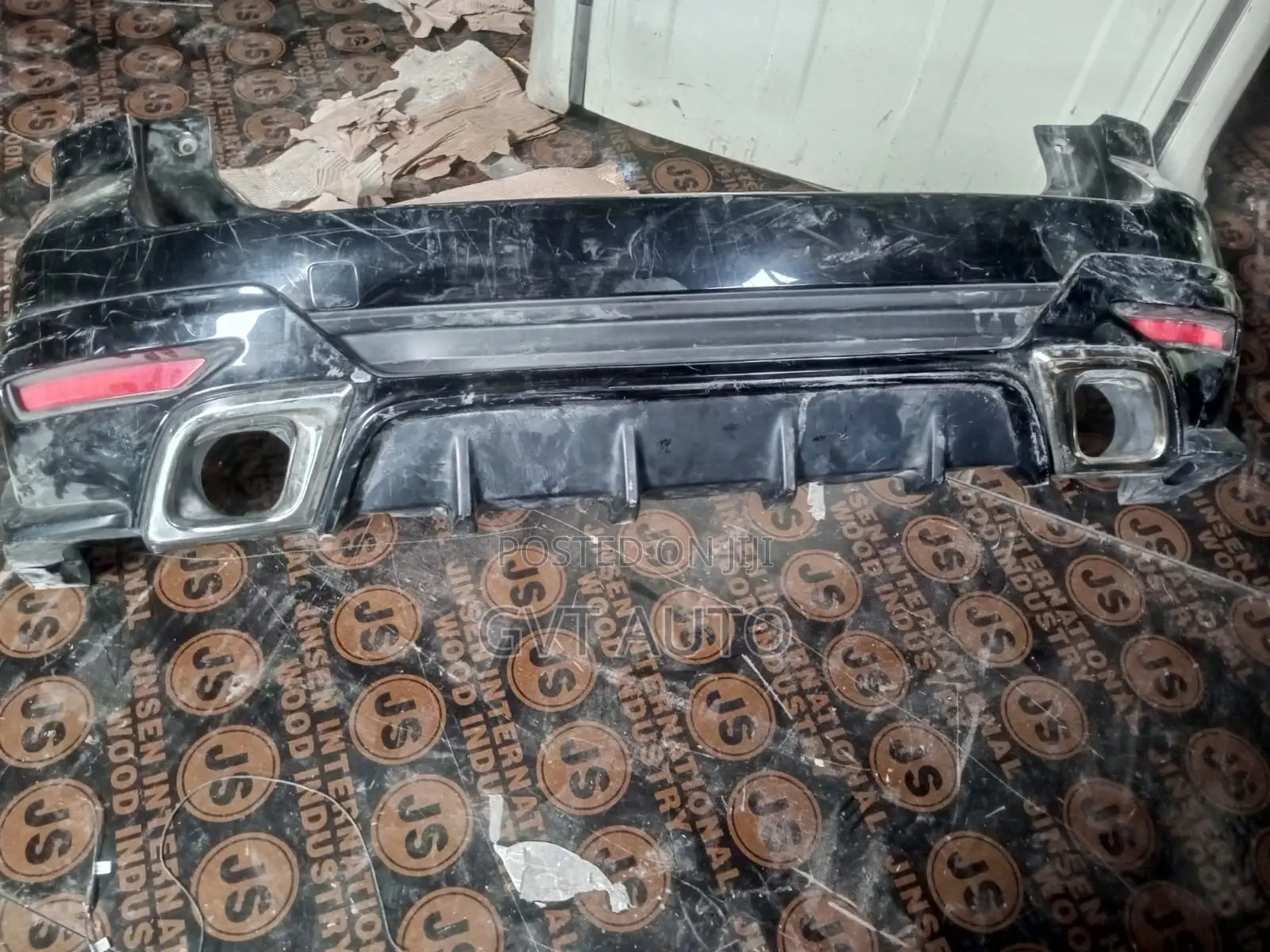 Subaru SJ/SJG Rear Bumper With Kit