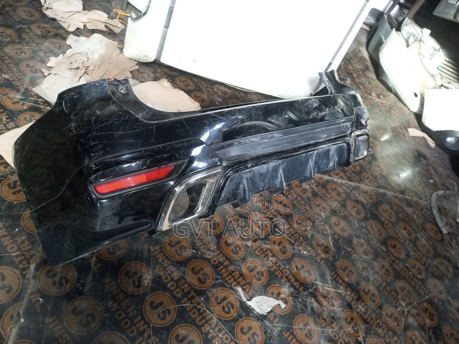 Subaru SJ/SJG Rear Bumper With Kit