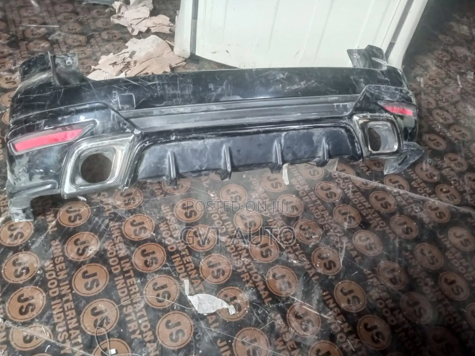 Subaru SJ/SJG Rear Bumper With Kit