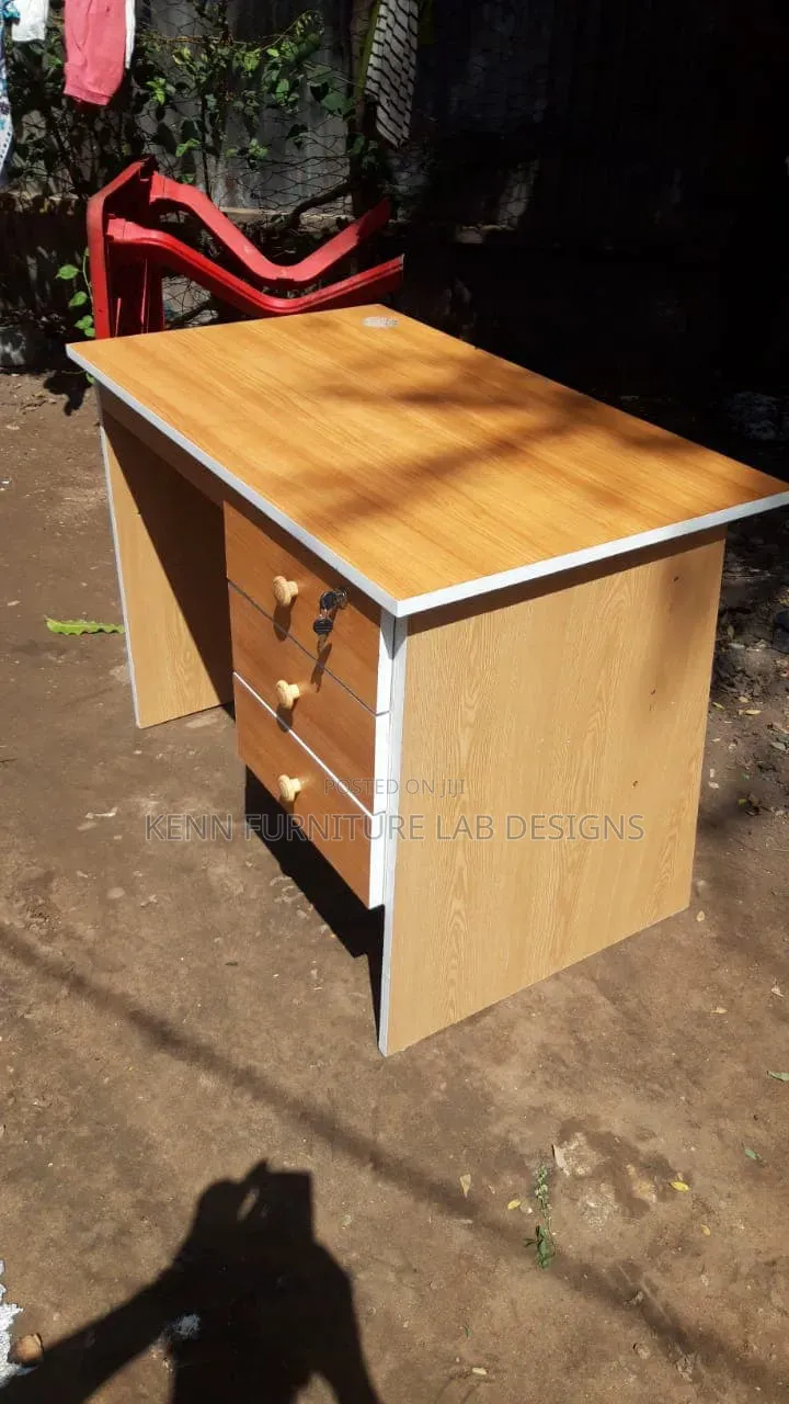 Executive Offices Desks