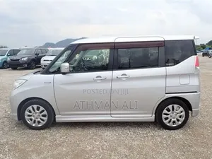 Mitsubishi Delica 2018 Silver