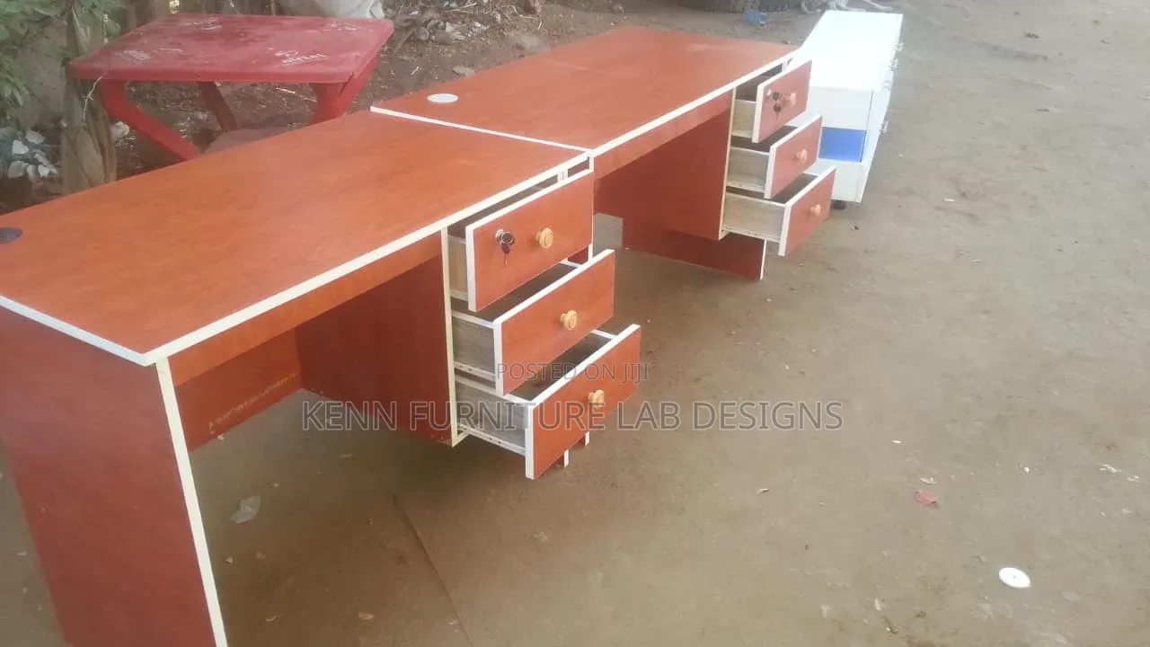 Executive Offices Desks