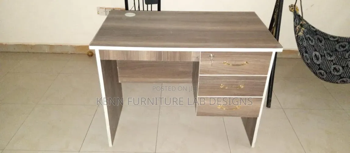 Executive Offices Desks