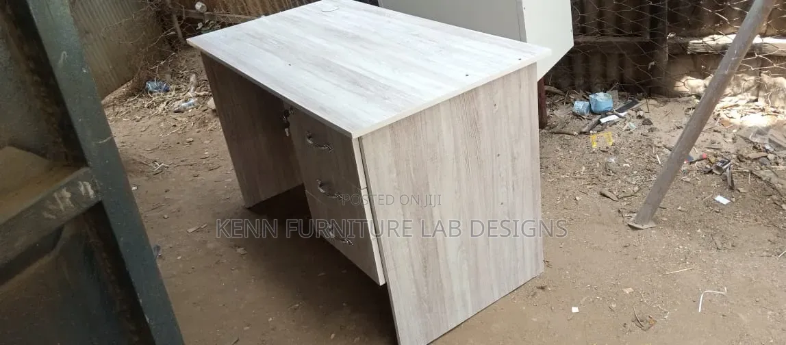 Executive Offices Desks