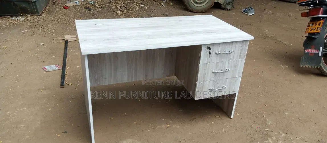 Executive Offices Desks