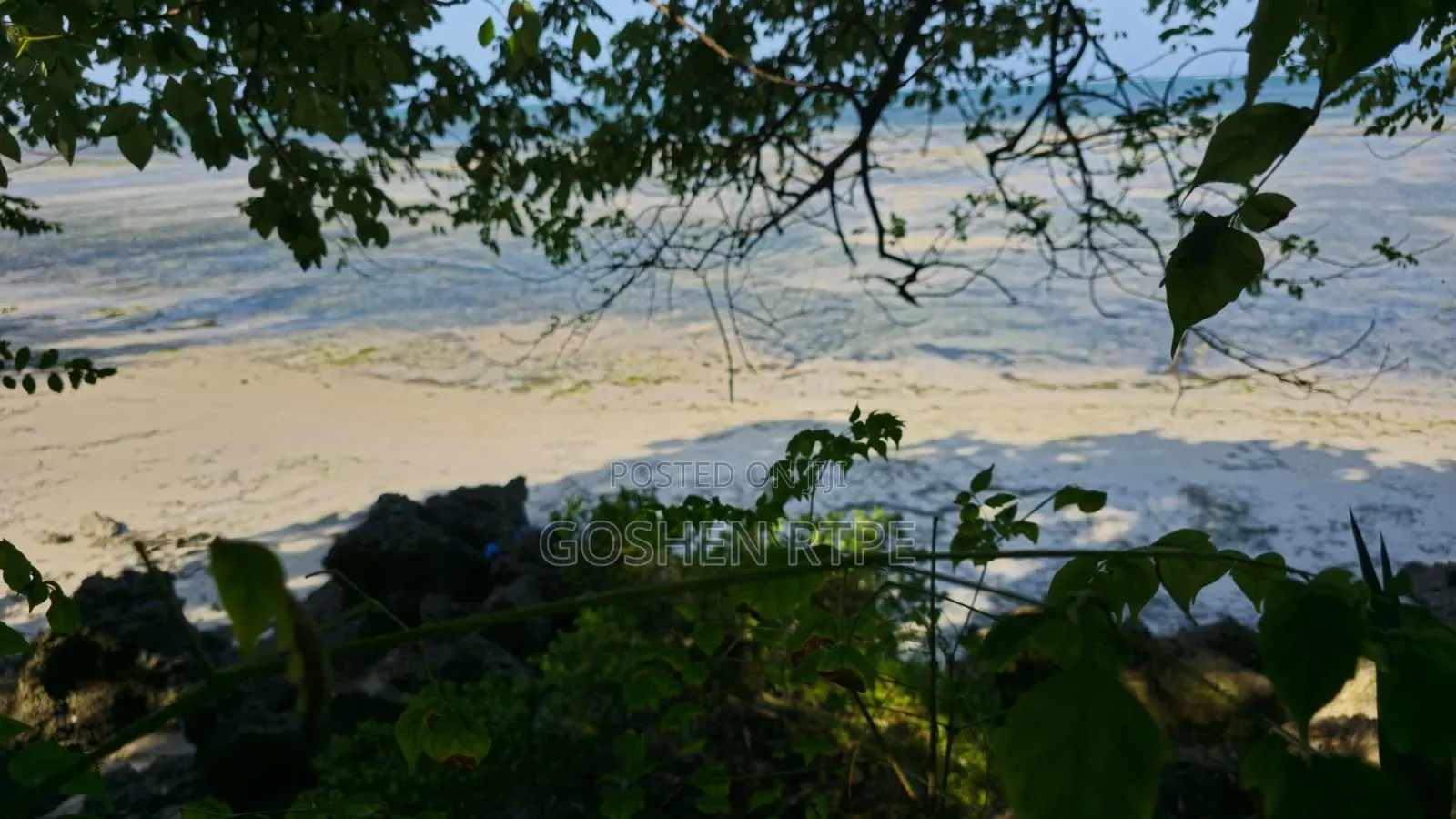 Prime 257M 1 Acre 1st Row Sea BeachLand on Sale at Nyali Mombasa Kenya