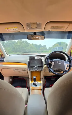 Toyota Premio 2014 Black