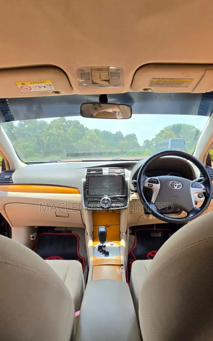 Toyota Premio 2014 Black