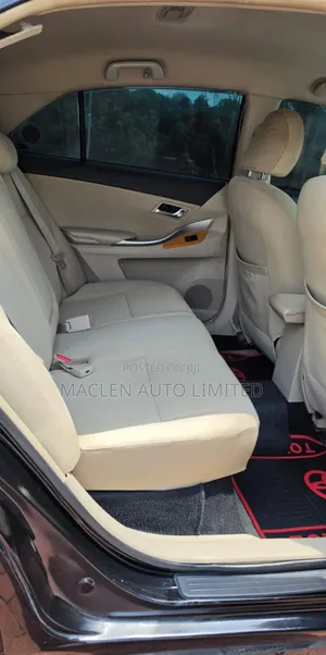 Toyota Premio 2014 Black