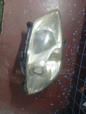 Toyota Auris 2008 Headlight Xenon