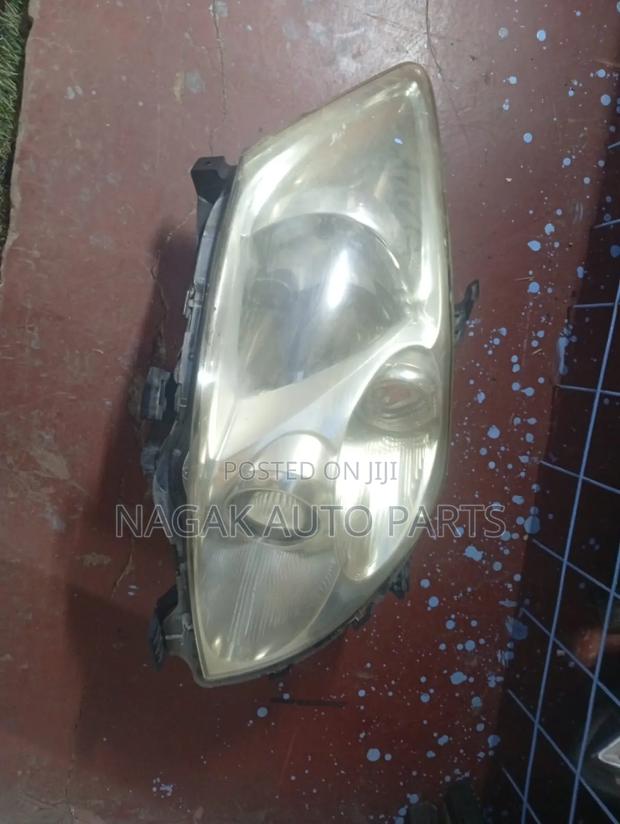 Toyota Auris 2008 Headlight Xenon