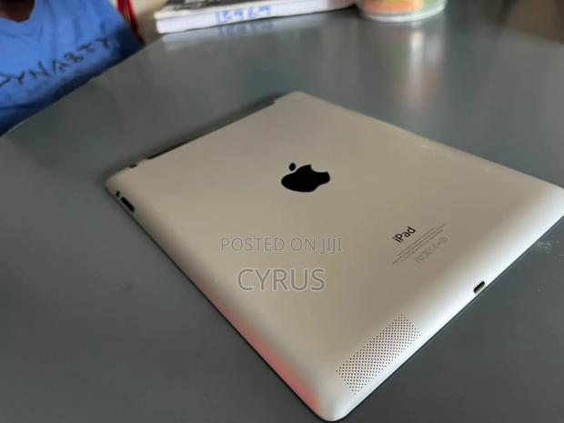 Apple iPad 4 Wi-Fi + Cellular 64 GB Silver - thumbnail 2