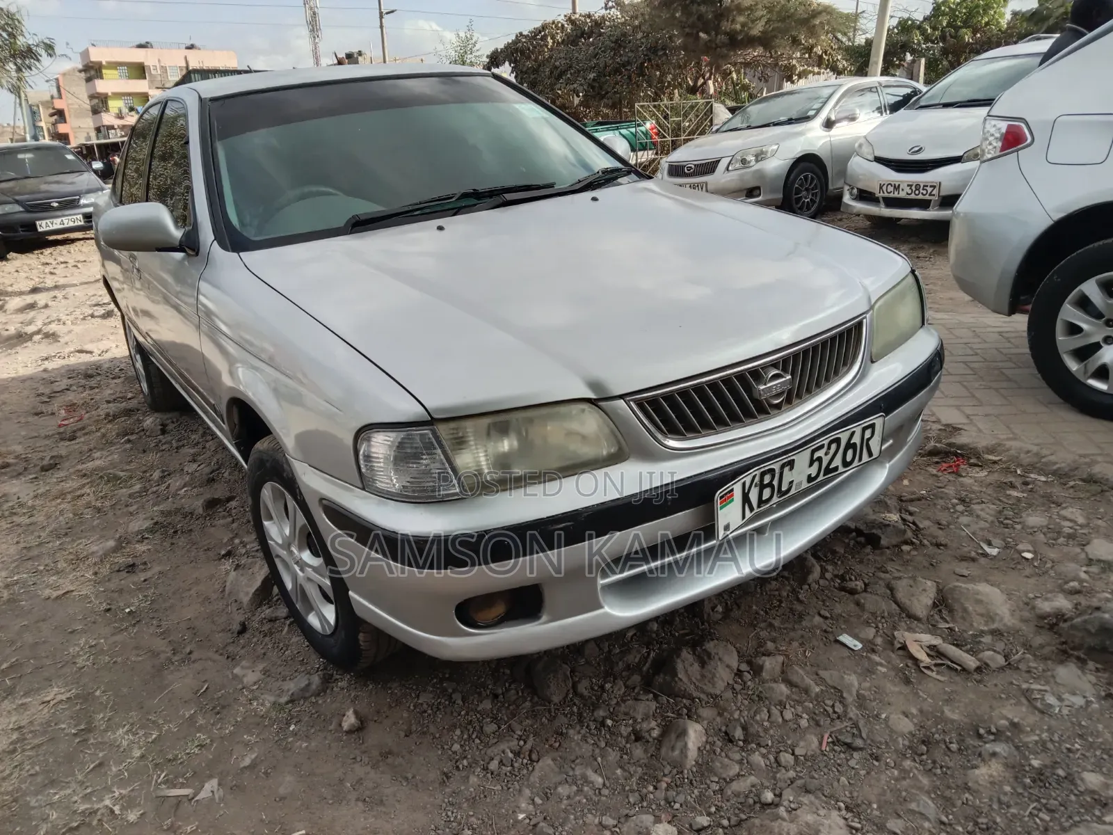 Nissan Sunny 2001 Silver