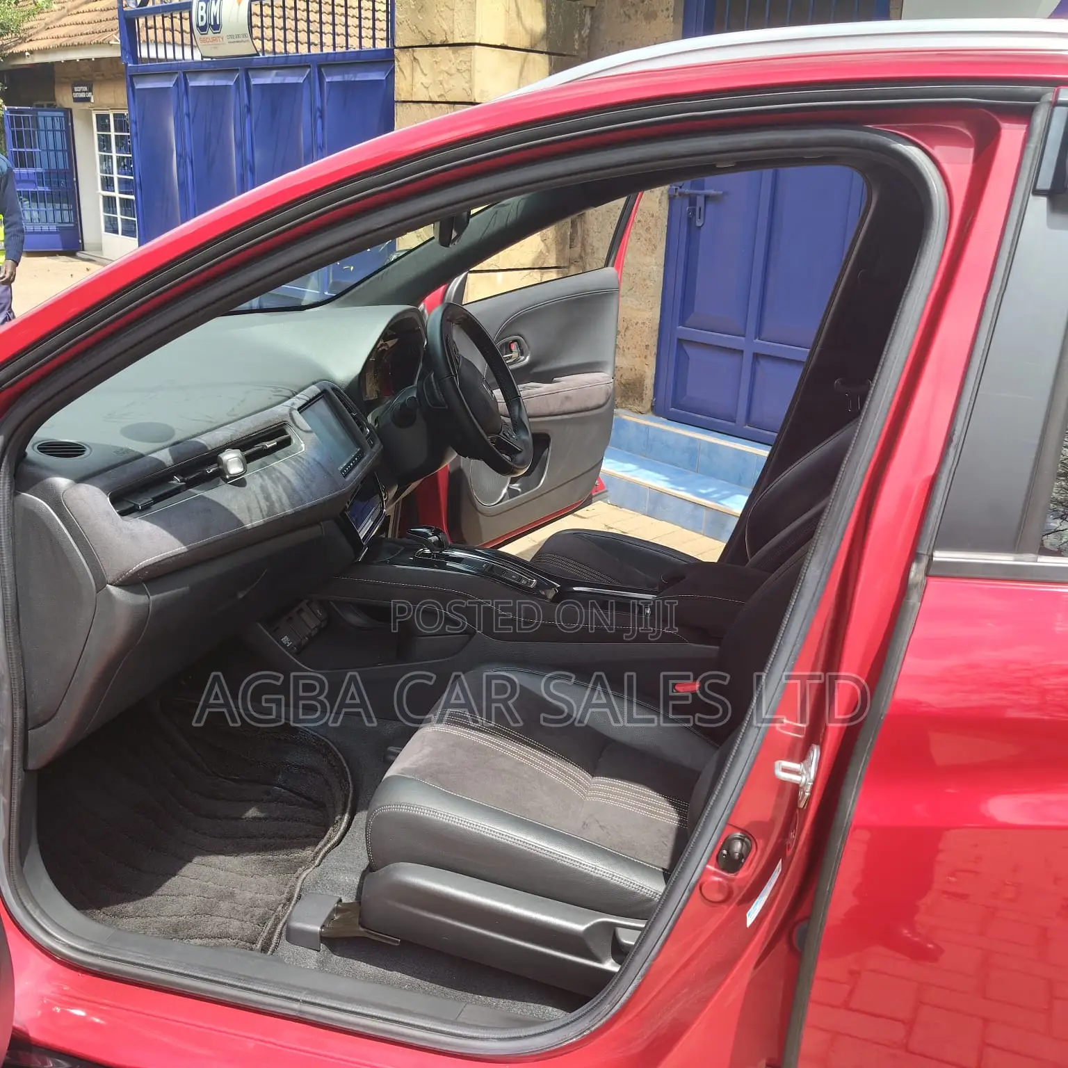 Honda Vezel 1.5 Hybrid 2WD 2019 Red