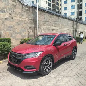 Honda Vezel 1.5 Hybrid 2WD 2019 Red